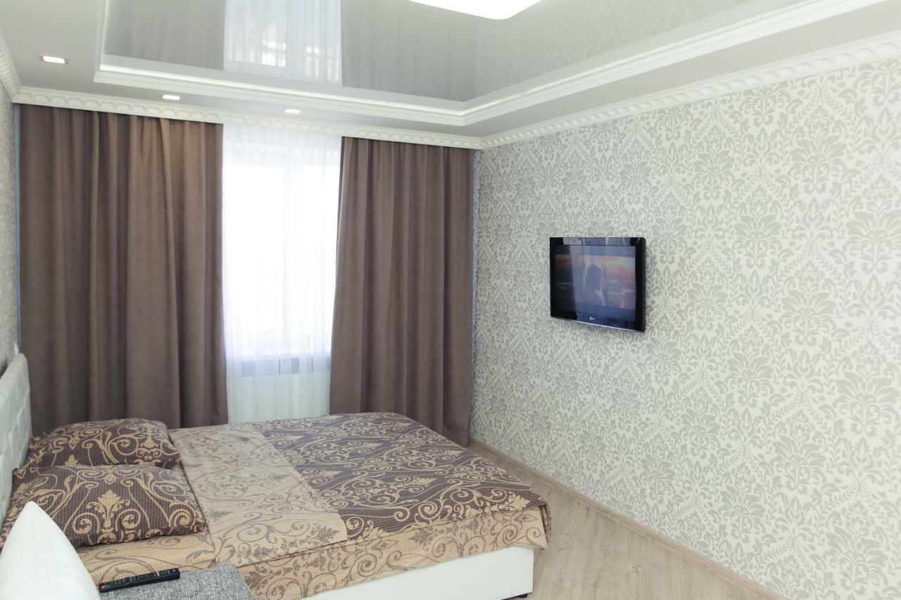 Luxury On Kondrateva Street Apartment *