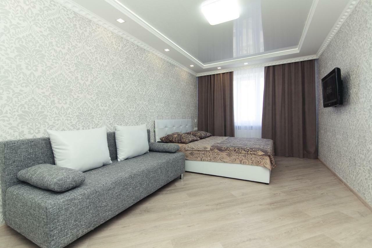 Luxury On Kondrateva Street *