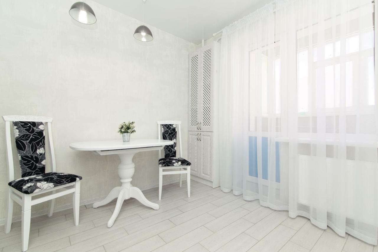 Luxury On Kondrateva Street *